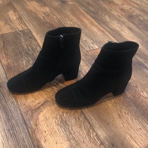 Halogen Black Booties